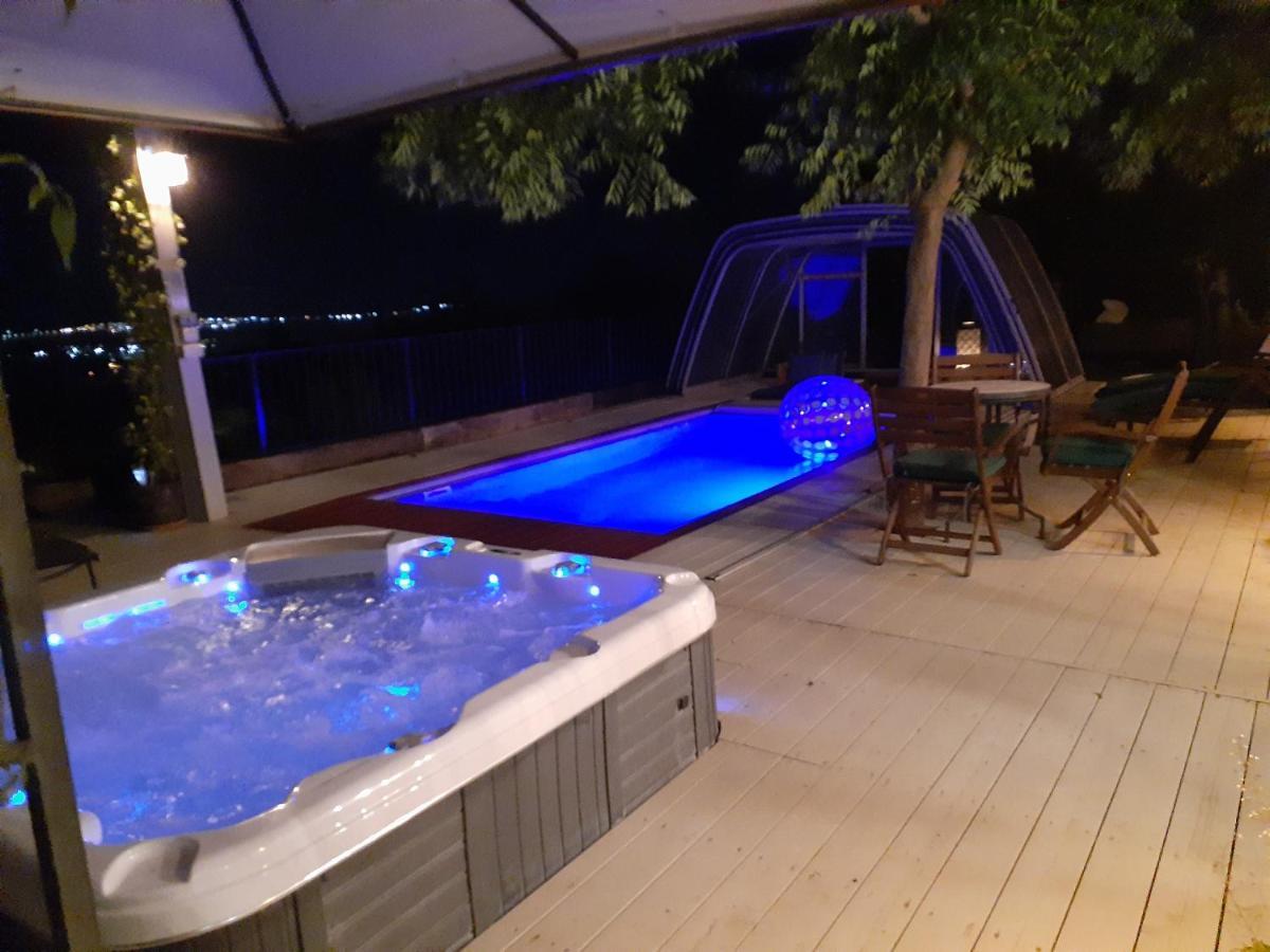 Naomi'S Villa Rosh Pinna Exterior photo