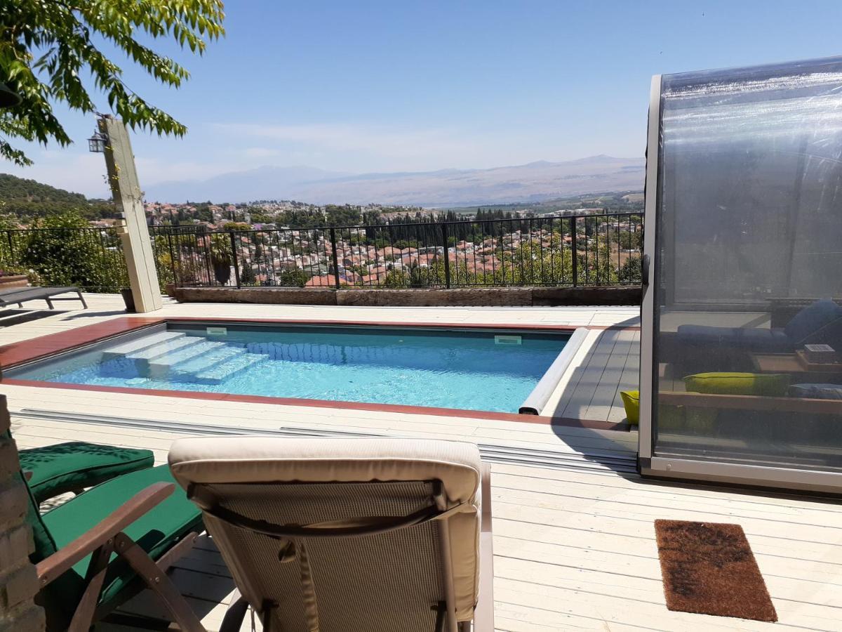 Naomi'S Villa Rosh Pinna Exterior photo