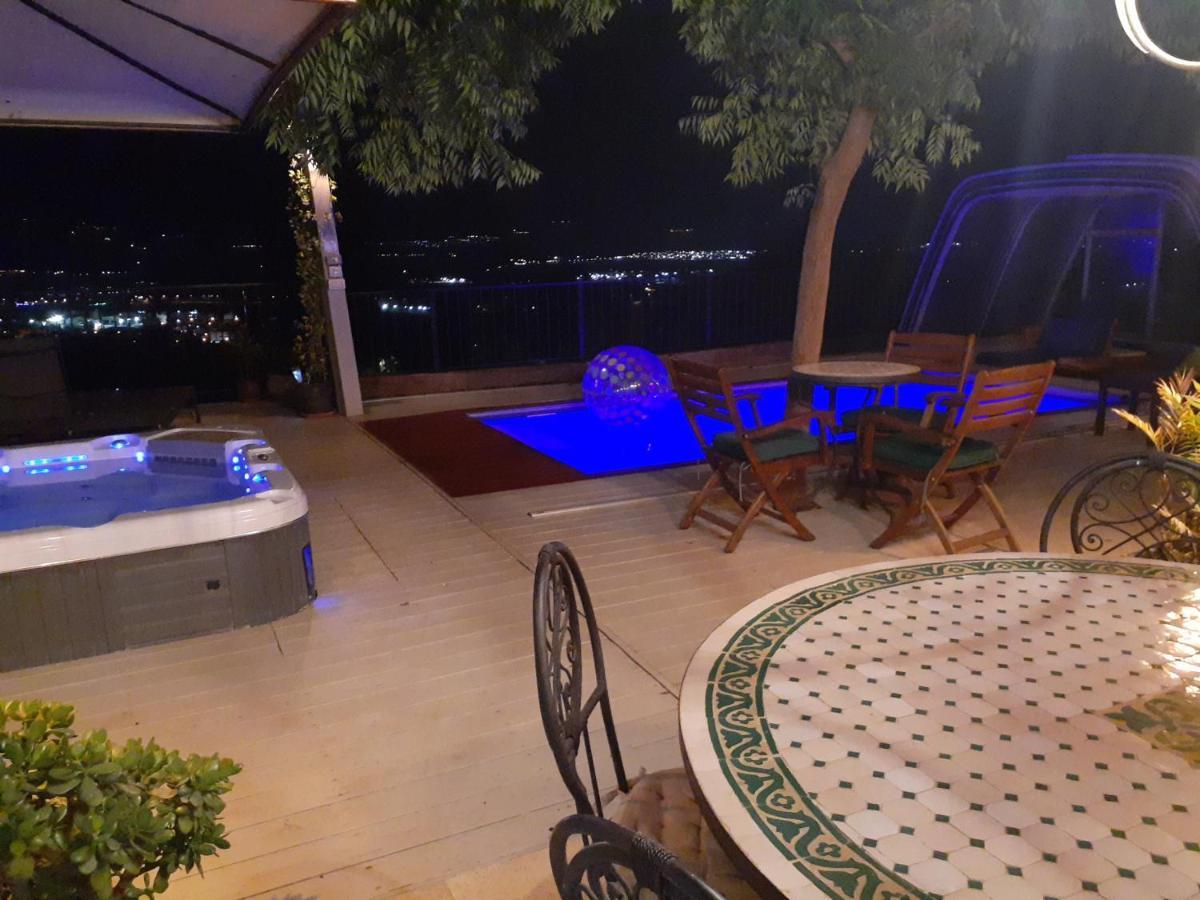 Naomi'S Villa Rosh Pinna Exterior photo